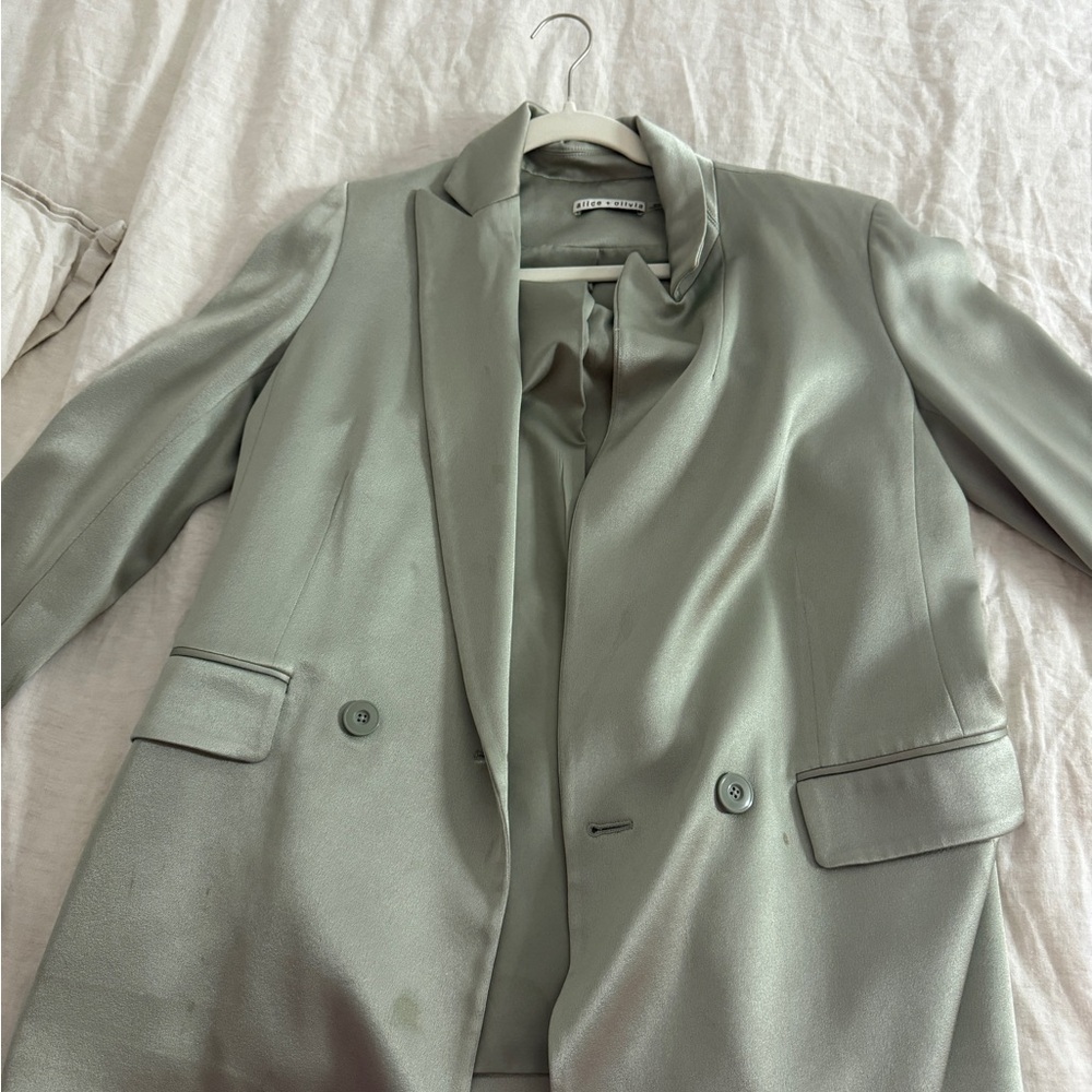 Alice + Olivia Light Gray Blazer